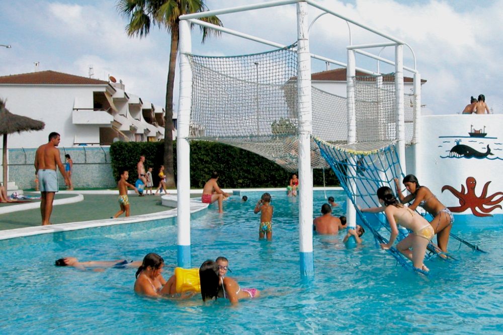 Parque Acuático Acualandia Peñíscola