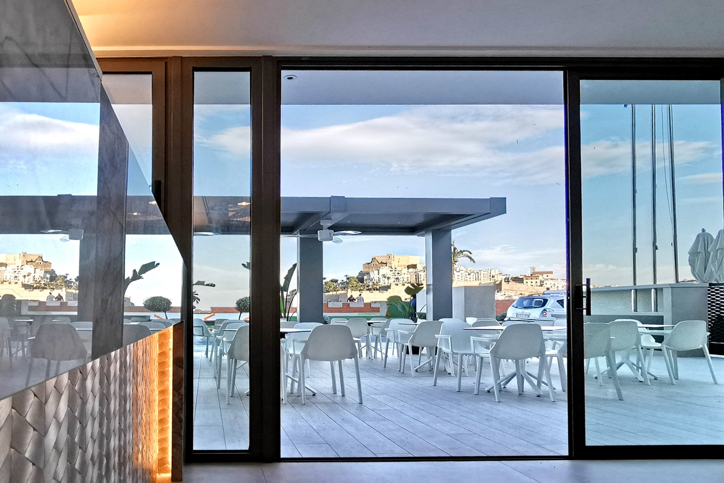 Cafetería y terraza del Hotel & Spa Castillo de Peñíscola